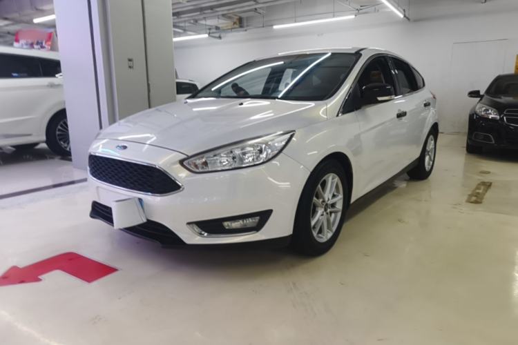 Used Ford Focus 2015 Hatchback EcoBoost 125 Automatic Supreme Style Edition Guazi used car, China used car export, Used car for sale, Used  cars, Cheapest cars for sale