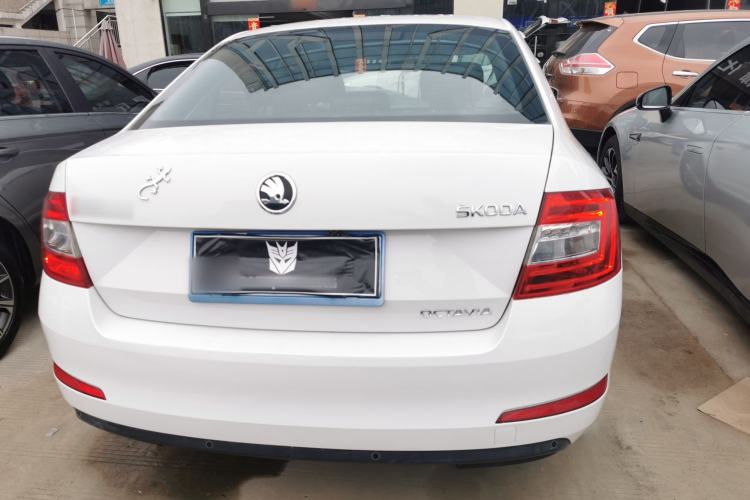 Used Skoda Octavia 2017 1.6L Automatic Chuanxing Edition
