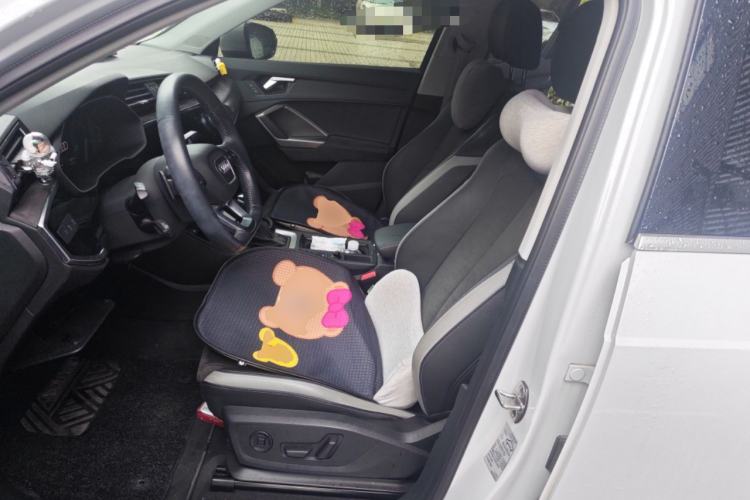 Used Audi Q3 2020 35 TFSI Fashion Dynamic Model