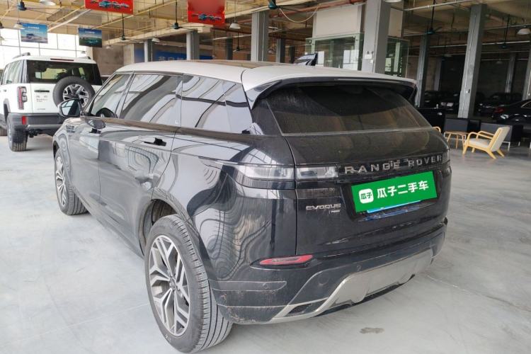 Used Land Rover Range Rover Evoque 2021 Range Rover Velar 249 PS R-Dynamic S Performance Edition
