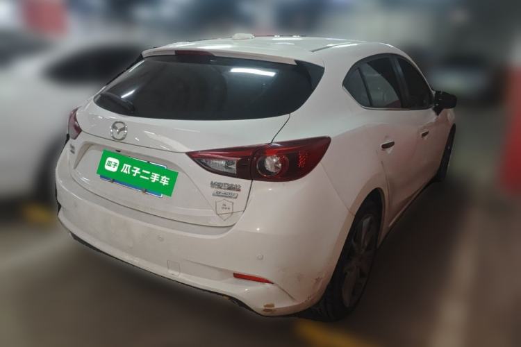 Used Mazda 3 Axela 2017 Hatchback 2.0L Automatic Sport Model China V Emission Standard
