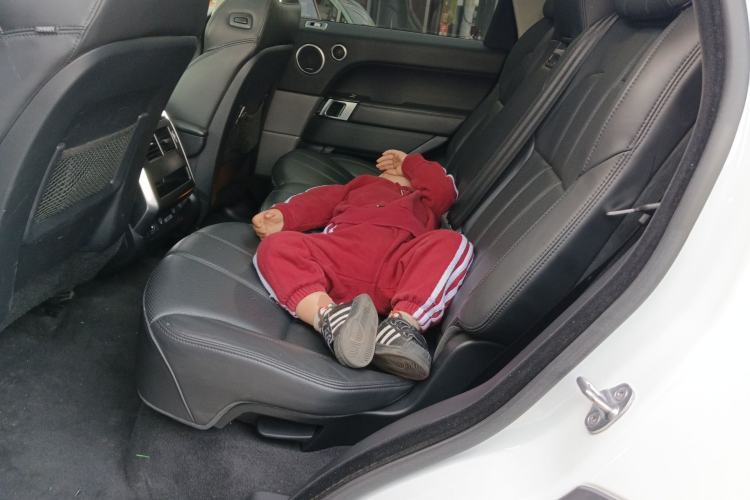 Used Land Rover Range Sport 2017 3.0 SC V6 HSE DYNAMIC Left Rear Seat