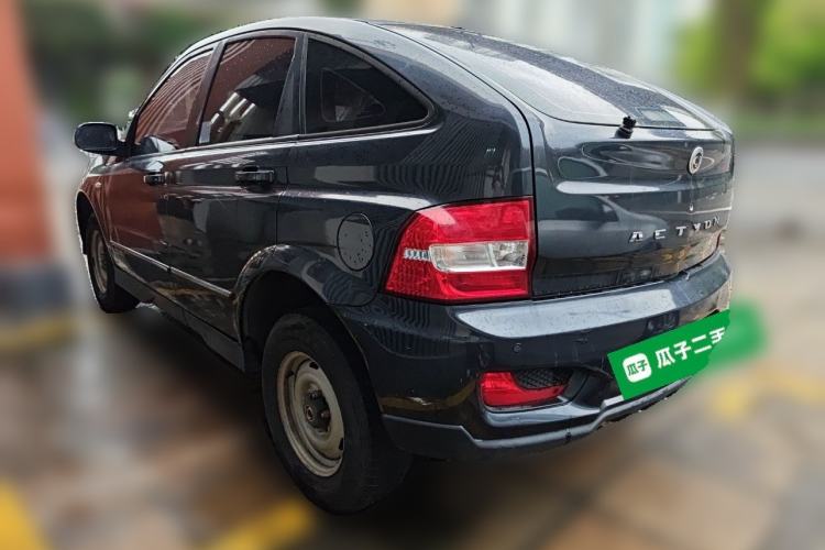 Used SsangYong Actyon 2014 2.3L Two-Wheel Drive Manual Transmission Entry-Level Gasoline Version
