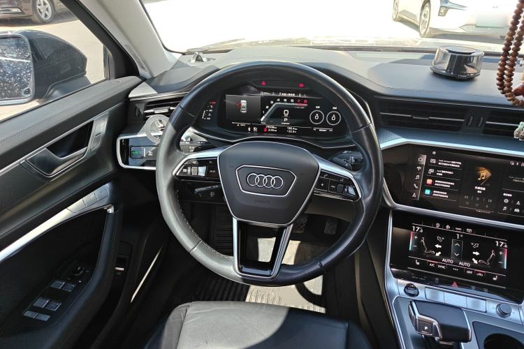 Used Audi A6 2022 allroad quattro Explorer 55 TFSI Prestige Off-Road Model
