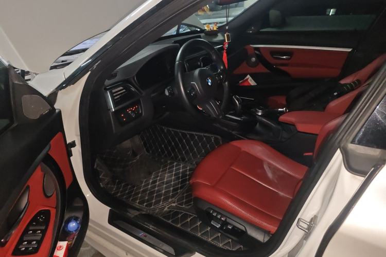 Used BMW 3 Series GT 2020 320i M Sport Night Edition Driver Seat