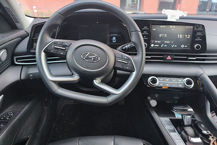 Used Hyundai Elantra 2021 1.5L CVT GLX Elite Edition