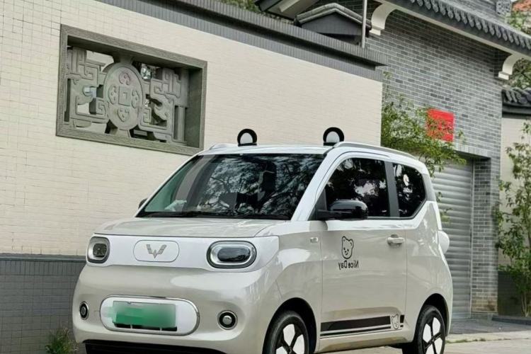 Used Wuling Hongguang MINIEV 2024 3rd Generation 215km Youth Edition