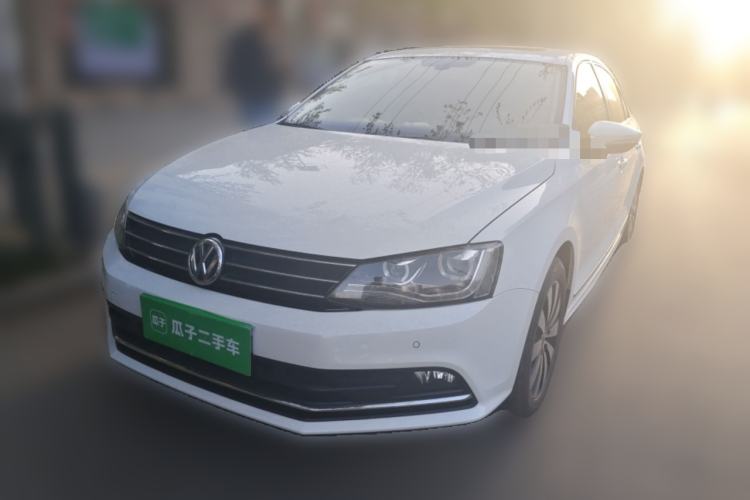 Used Volkswagen Sagitar 2015 230TSI Automatic Luxury Model