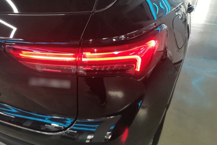 Used Buick Envision 2022 Facelift Encore S 552T Two-Wheel-Drive Luxury Model