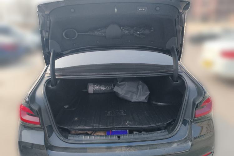 Used BMW 5 Series New Energy 2022 535Le M Sport Package Trunk
