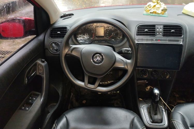Used Volkswagen Polo 2016 1.4L Automatic Trendy Model Steering Wheel