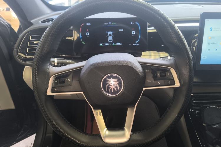 Used BYD Qin PLUS 2023 Champion Edition DM-i 55KM Leading Model Steering Wheel
