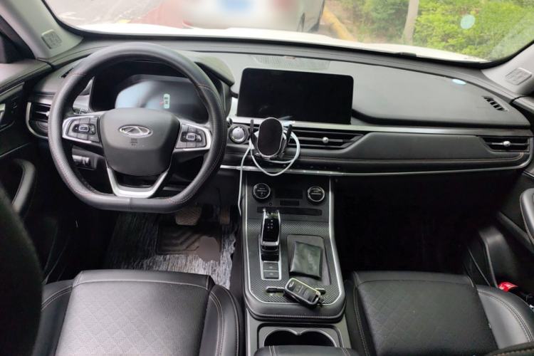 Used Chery Tiggo 8 2020 Facelifted Version 290TGDI Automatic Elite Edition Center Console