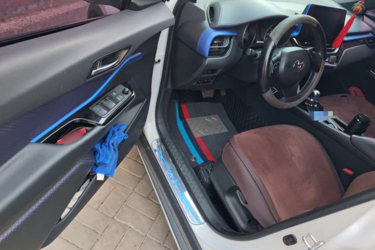 Used Toyota C-HR 2018 2.0L Leading Special Edition China V Standard