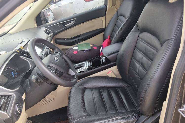 Used Ford Edge 2016 EcoBoost 245 Two-Wheel-Drive Titanium 5-Seater
