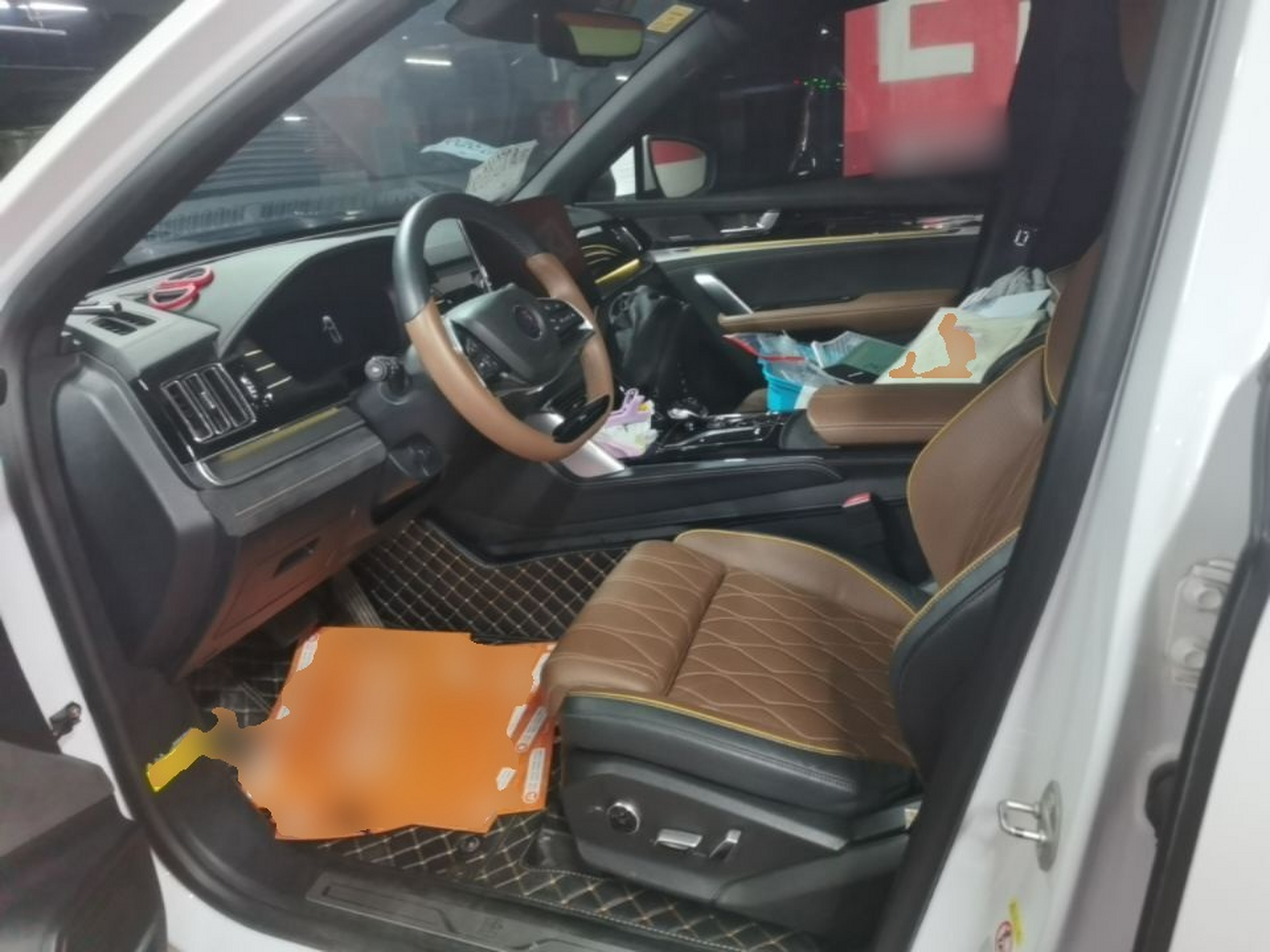 Переднее сиденье в автомобиле