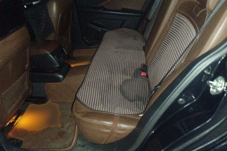 Used Hongqi H7 2015 2.0T Luxury Model
