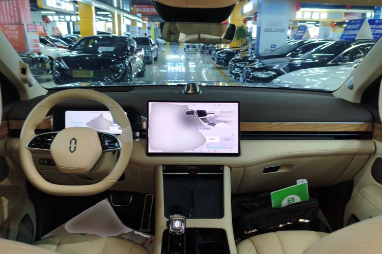 Used Hima AITO M7 2024 1.5T Intelligent Driving 4WD Max Edition 5 Seats Center Console