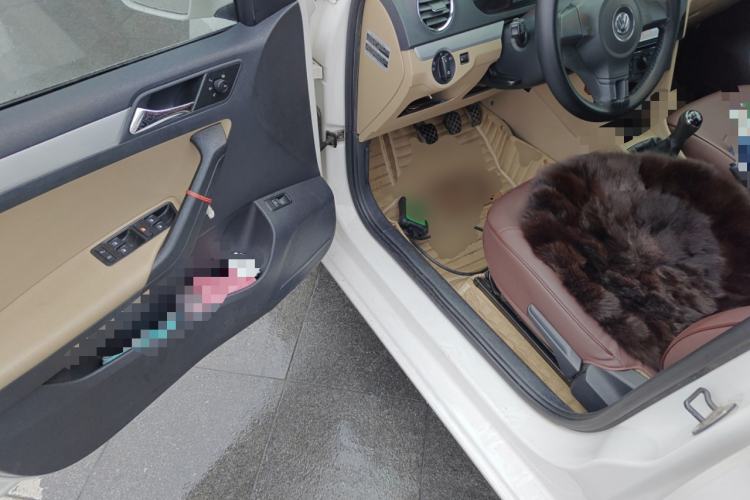 Used Volkswagen Jetta 2013 1.6L Manual Comfort Model