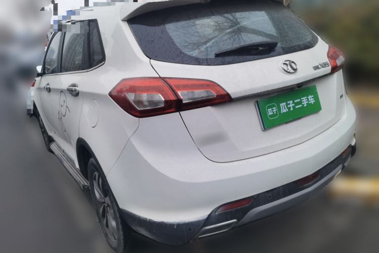 Used BAIC Senova X65 2015 2.0T Automatic Elite Model
