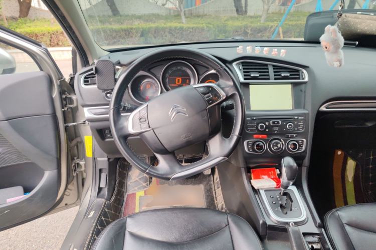 Used Citroen C4L 2014 1.6THP Intelligent Drive Automatic Dynamic Model Steering Wheel