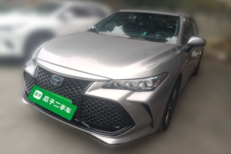 Used Toyota Avalon 2019 Dual-Engine 2.5L Luxury Edition China VI Standard
