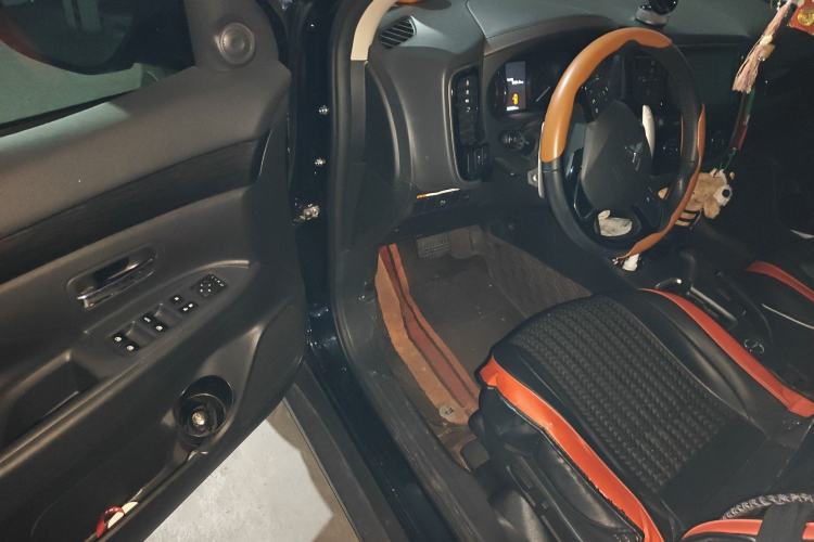 Used Mitsubishi Outlander 2016 2.4L 4x4 Elite Edition 5 Seats
