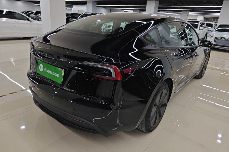 Used Tesla Model 3 2023 Rear-Wheel-Drive Version

