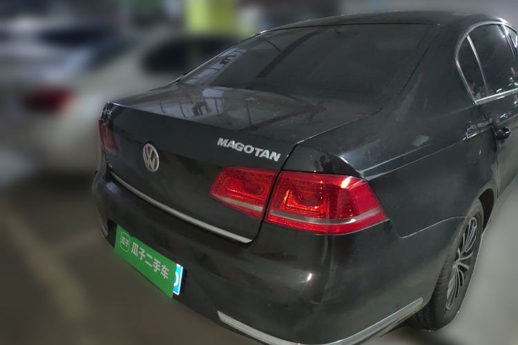 Used Volkswagen Magotan 2012 Revised 1.8TSI Luxury Version Rear