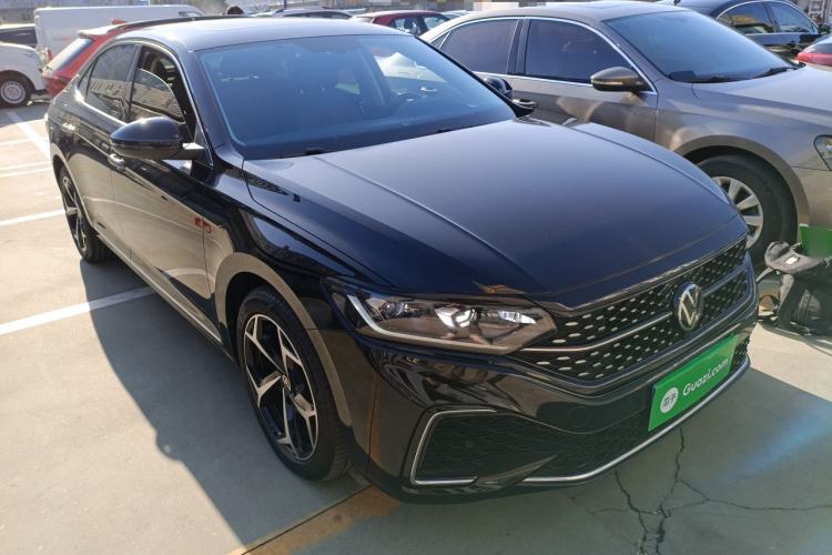 Used Volkswagen Passat 2024 330TSI Starry Elite Edition