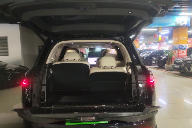 Used Lynk & Co 900 2025 2.0T Ultra