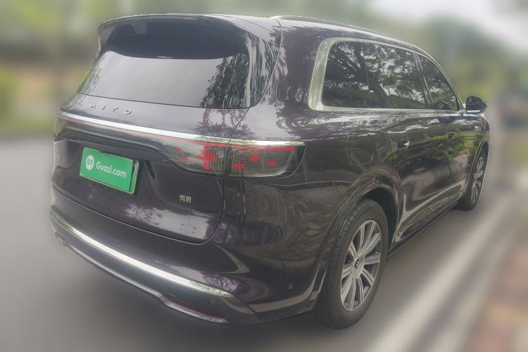 Used Hima AITO M8 2025 Extended-Range Max Version 37 kWh 5-Seater Rear Right 45 Deg