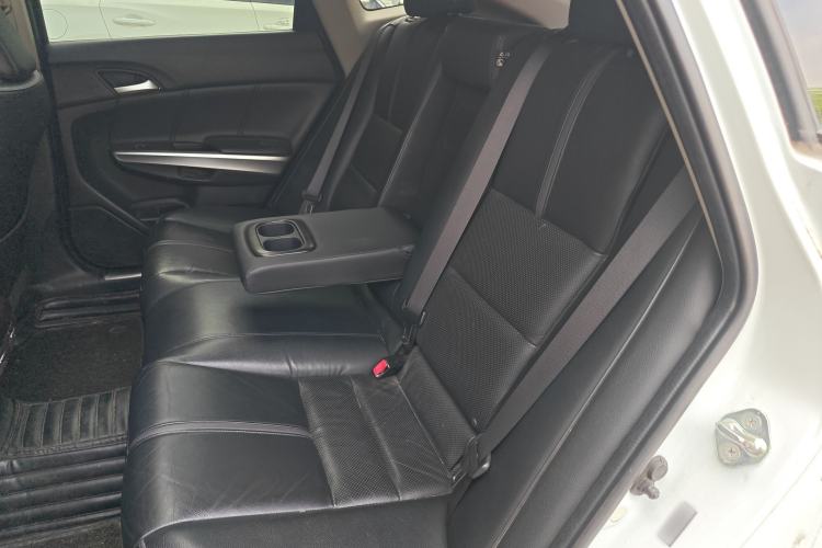 Used Honda Crosstour 2014 2.4L Luxury Edition