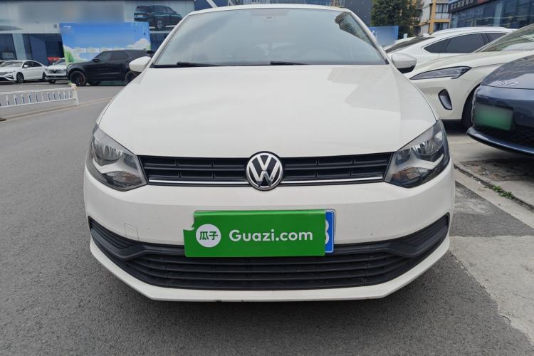 Used Volkswagen Polo 2016 1.4L Manual Fashion Model
