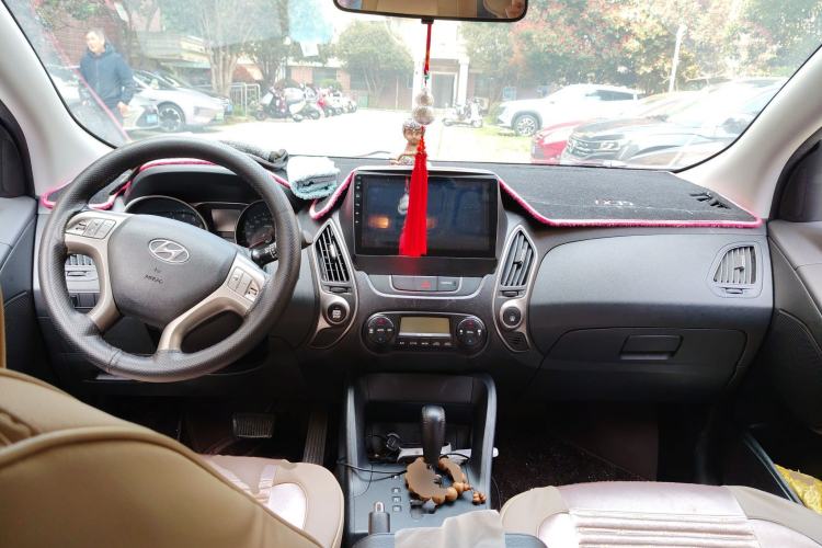 Used Hyundai ix35 2015 2.0L Automatic 2WD Smart Version China V Standard
