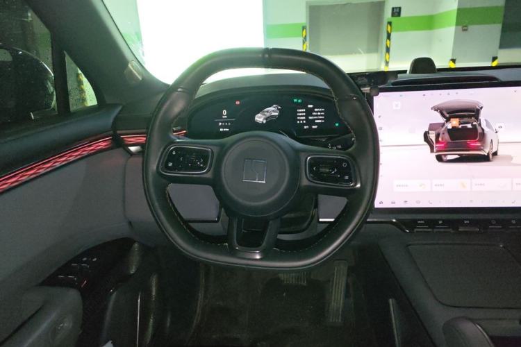 Used Zeekr 7X 2025 100 kWh Long-Range Rear-Wheel Drive with Intelligent Driving Features
