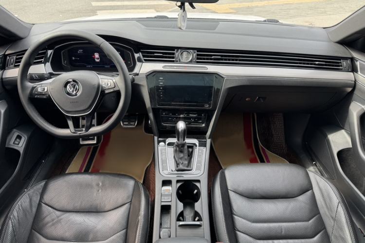 Used Volkswagen FAW-Volkswagen CC 2020 330TSI Glamour Edition China VI Standard Interior 10