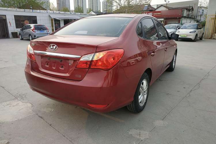 Used Hyundai Celesta 2015 1.6L Automatic Comfort Model
