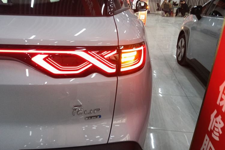 Used BYD Yuan UP 2025 Intelligent Driving Version 401 km Leading Edition
