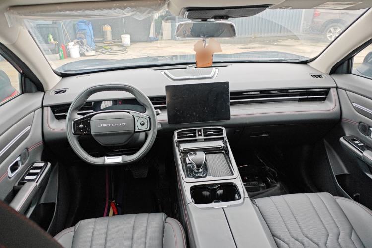 Used JETOUR Dashing 2025 1.5T DCT Luxury Edition
