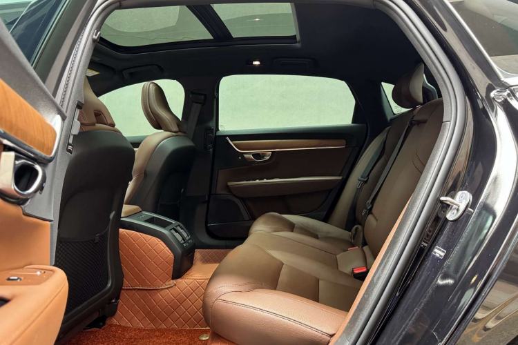 Used Volvo S90 2025 B5 Zhiyi Luxury Edition Interior 7