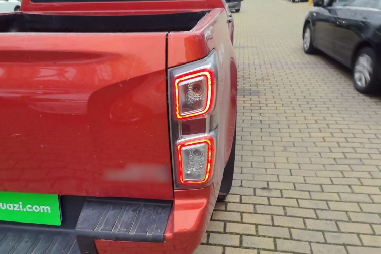 Used Isuzu D-MAX 2021 1.9T Automatic 4x4 Diesel Global Huan Dong RZ4E