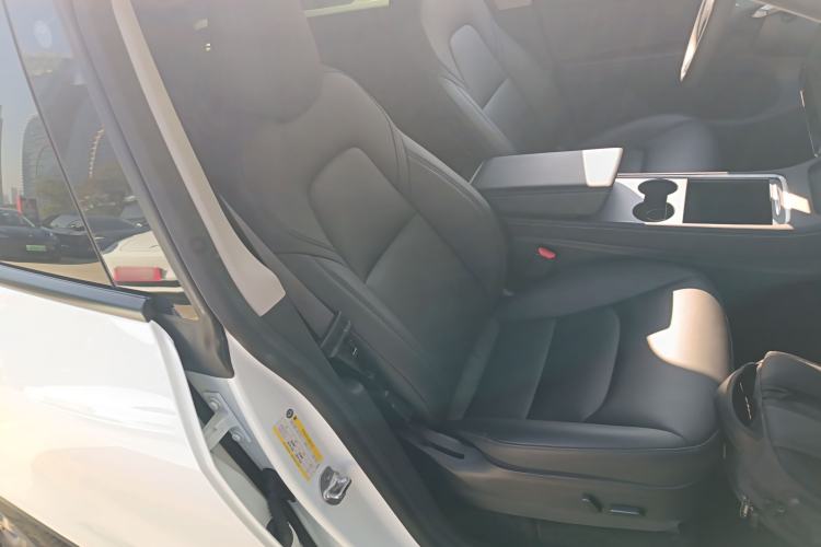 Used Tesla Model Y 2022 Performance High-Performance All-Wheel-Drive Version
