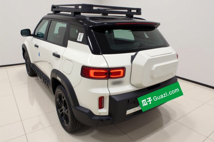 Used Geely Auto Cowboy 2025 1.5TD Trendy Play Edition Exterior 2