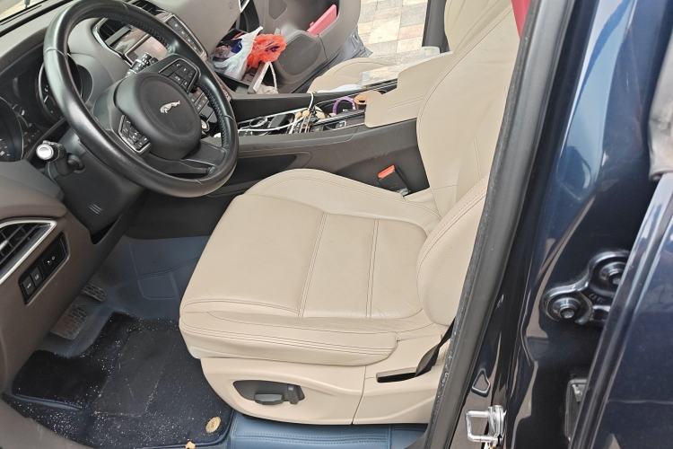 Used Jaguar F-PACE 2016 2.0T Two-Wheel Drive Urban Luxury Edition