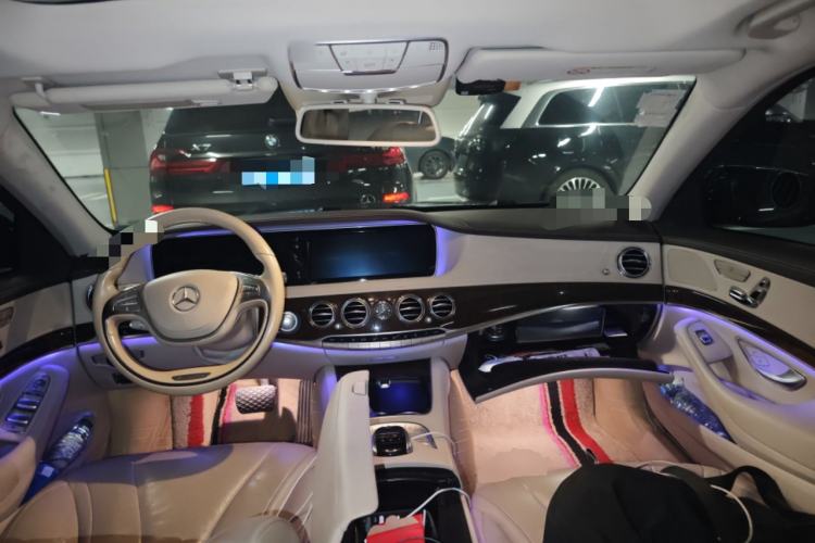 Used Mercedes-Benz S-Class 2017 S 320 L Business Model Center Console