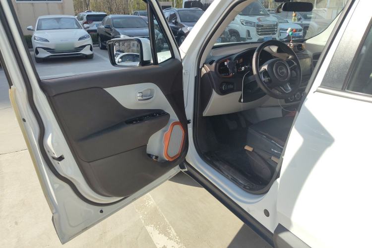 Used Jeep Renegade 2017 180T Automatic High-Energy Version Driver Seat