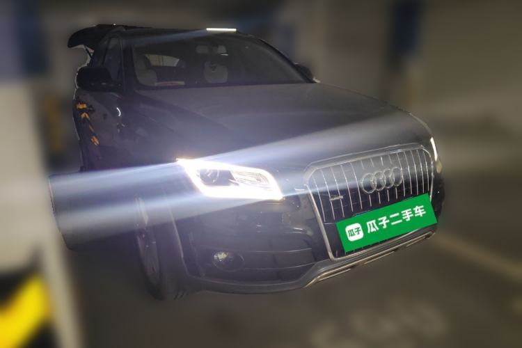 Used Audi Q5 2017 Plus 40 TFSI Technology Model
