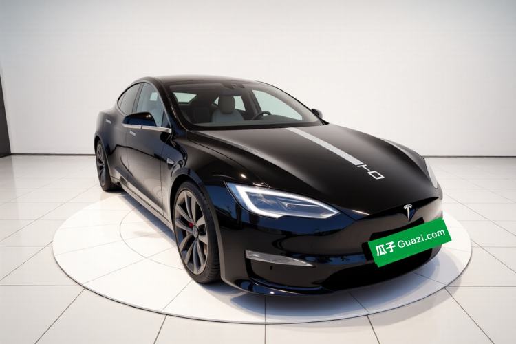 Used Tesla Model S 2023 Three-Motor All-Wheel-Drive Plaid Version Front Right 45 Deg