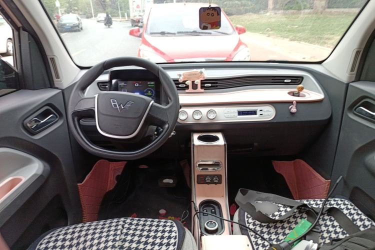 Used Wuling Hongguang MINIEV 2022 Macaron Premium Model – Lithium Iron Phosphate